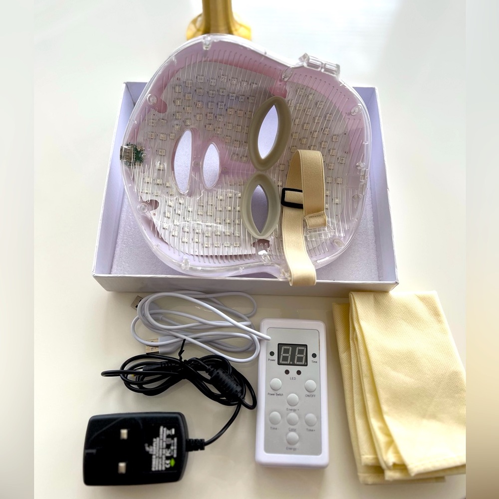 LED MASK